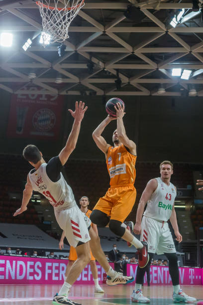 利雅得新月 利雅得新月