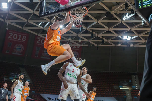 尽管是一个 尽管是一个