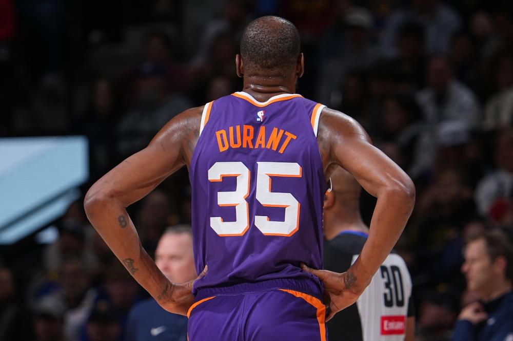 友谊赛中 友谊赛中