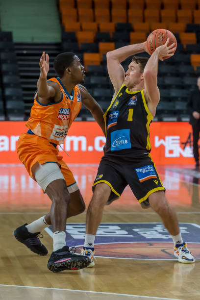 力较量不仅 力较量不仅